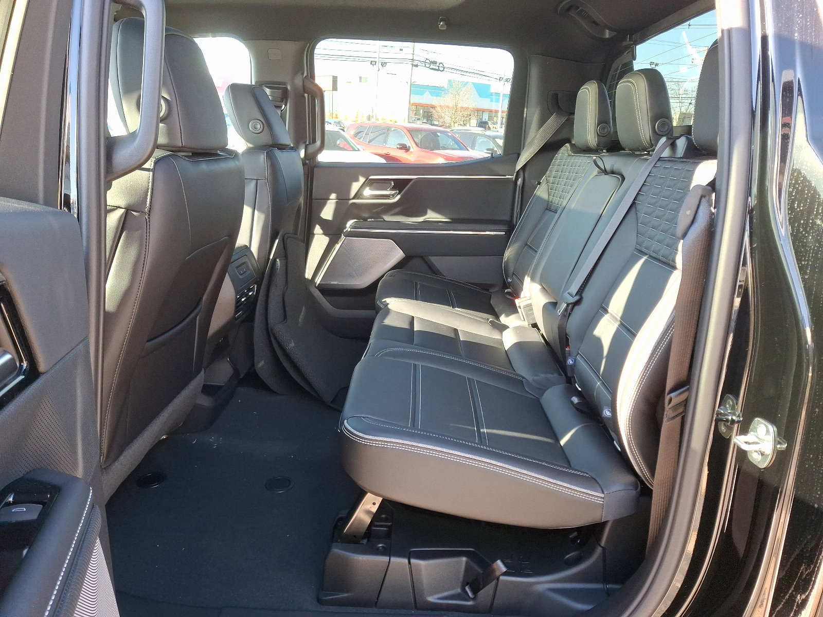 2025 Gmc Sierra EV Denali photo 5