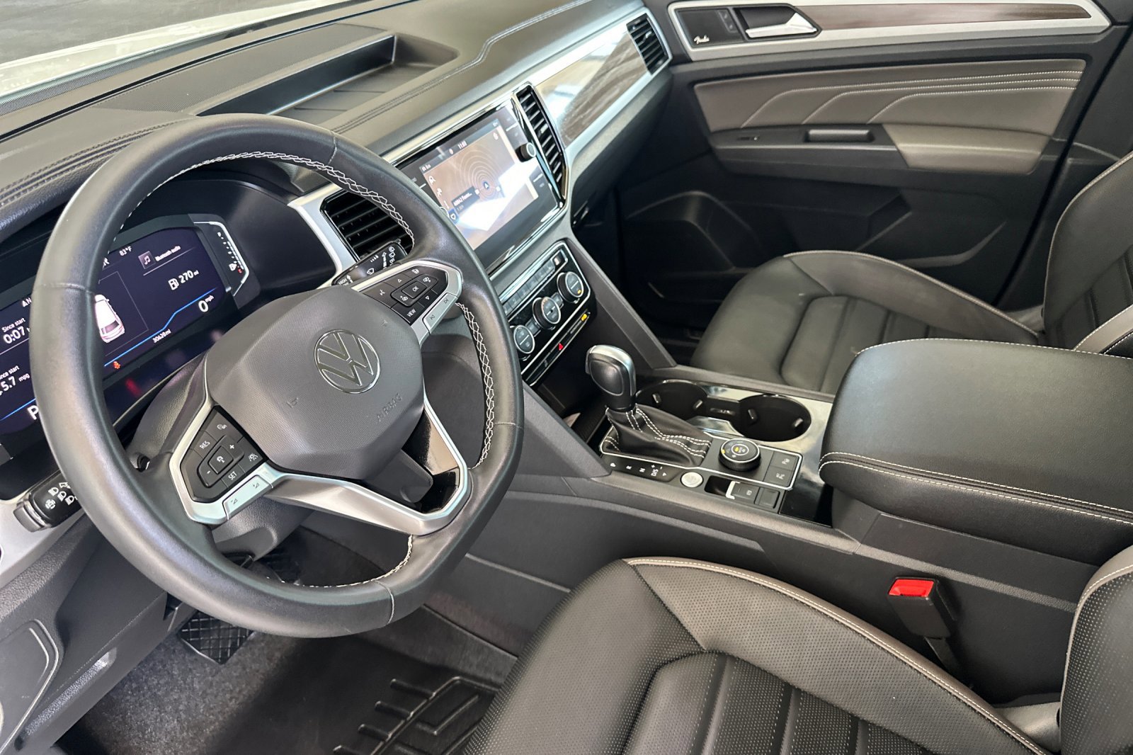 2021 Volkswagen Atlas SEL Premium photo 10