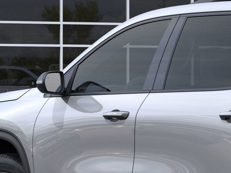 2025 Chevrolet Traverse photo 10