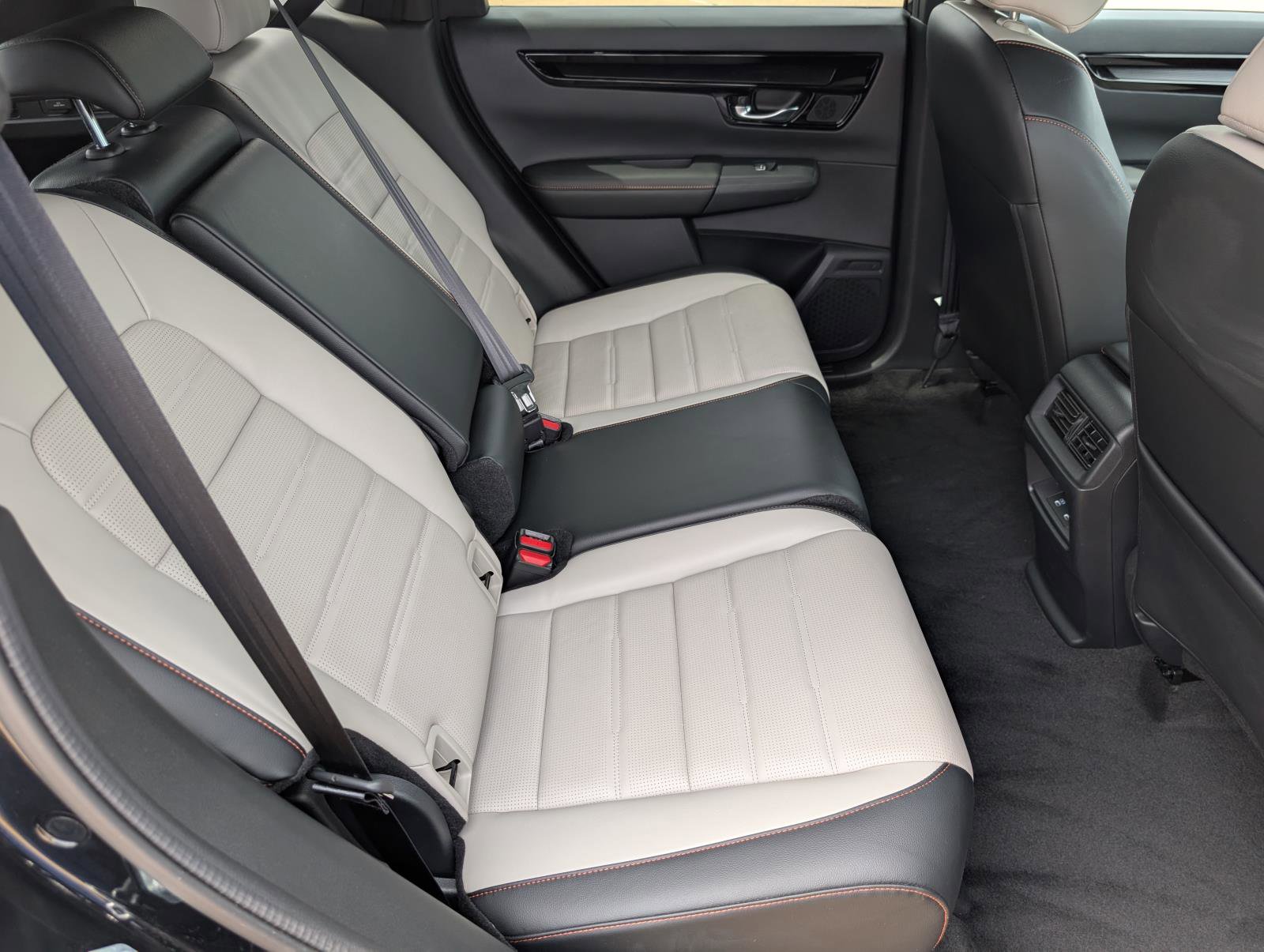2025 Honda CR-V Hybrid Sport Touring photo 37