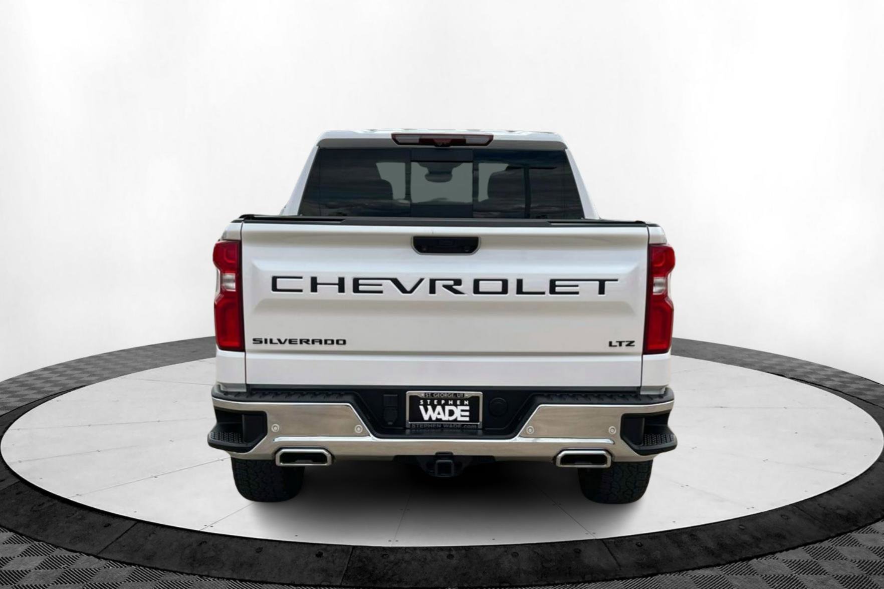 2023 Chevrolet Silverado 1500 LTZ photo 4