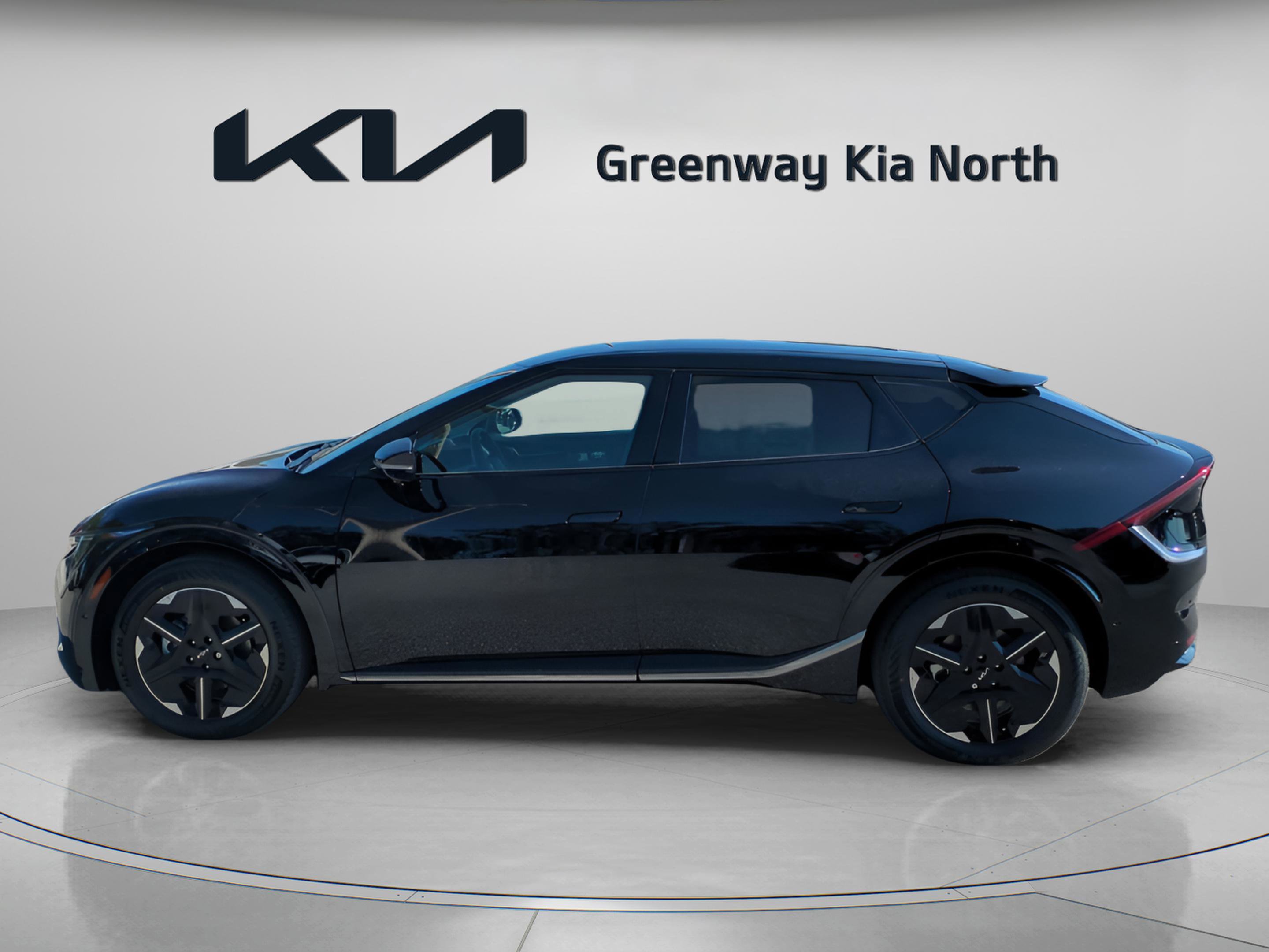 2025 Kia EV6 Wind photo 3