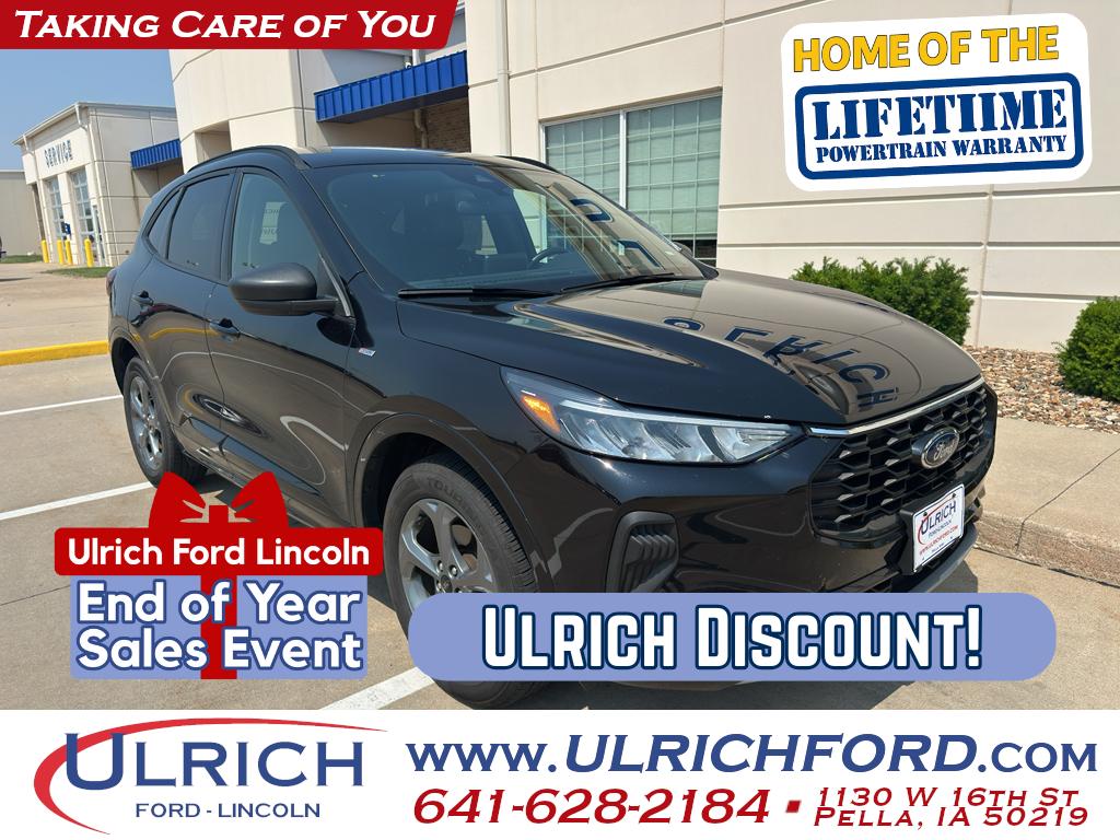 2023 Ford Escape ST-Line's photo