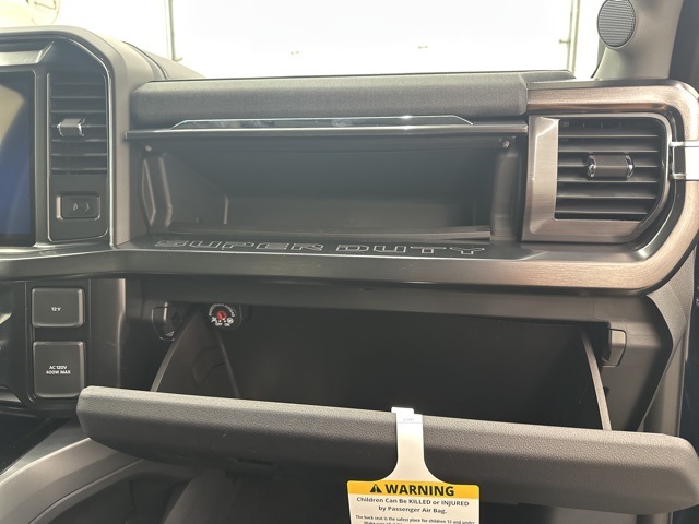 2025 Ford F-250 Lariat photo 25
