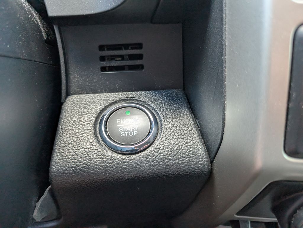 2019 Ford F-150 Lariat photo 12