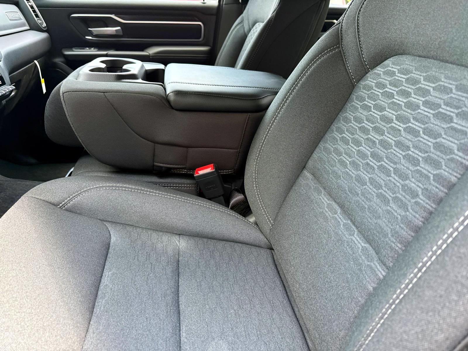 2025 Ram 1500 Big Horn photo 13