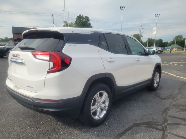 2024 Gmc Terrain SLE photo 5