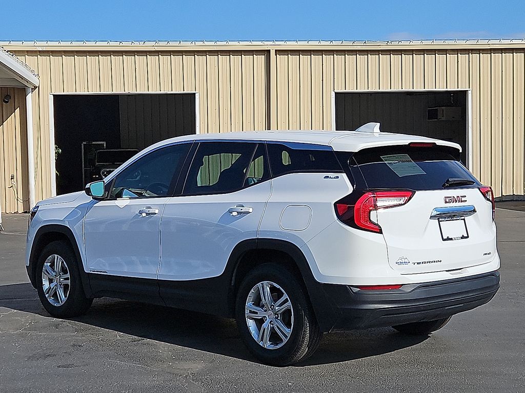 2024 Gmc Terrain SLE photo 5