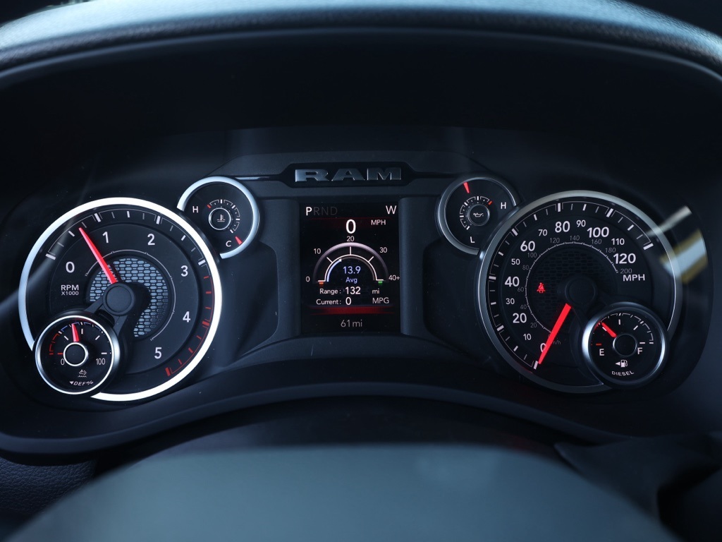 New 2026 Granite Crystal Metallic Clear-Coat Exterior Paint RAM Tradesman image 26