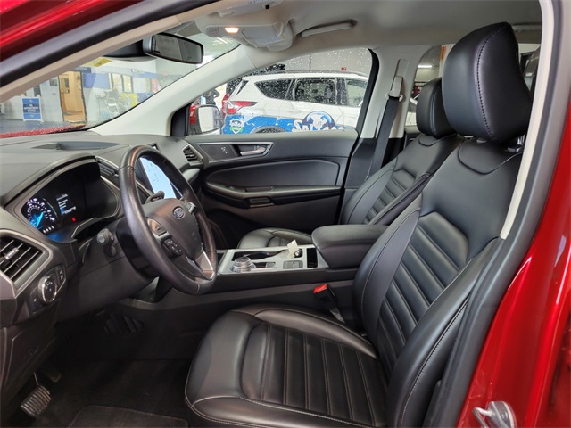 2022 Ford Edge SEL photo 15