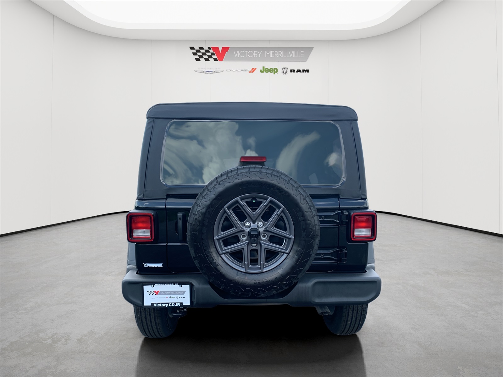 2025 Jeep Wrangler Sport S photo 4