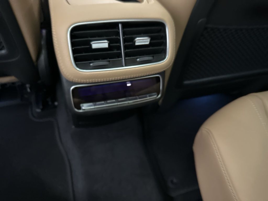 2026 Mercedes Benz GLS 580 4MATIC photo 20
