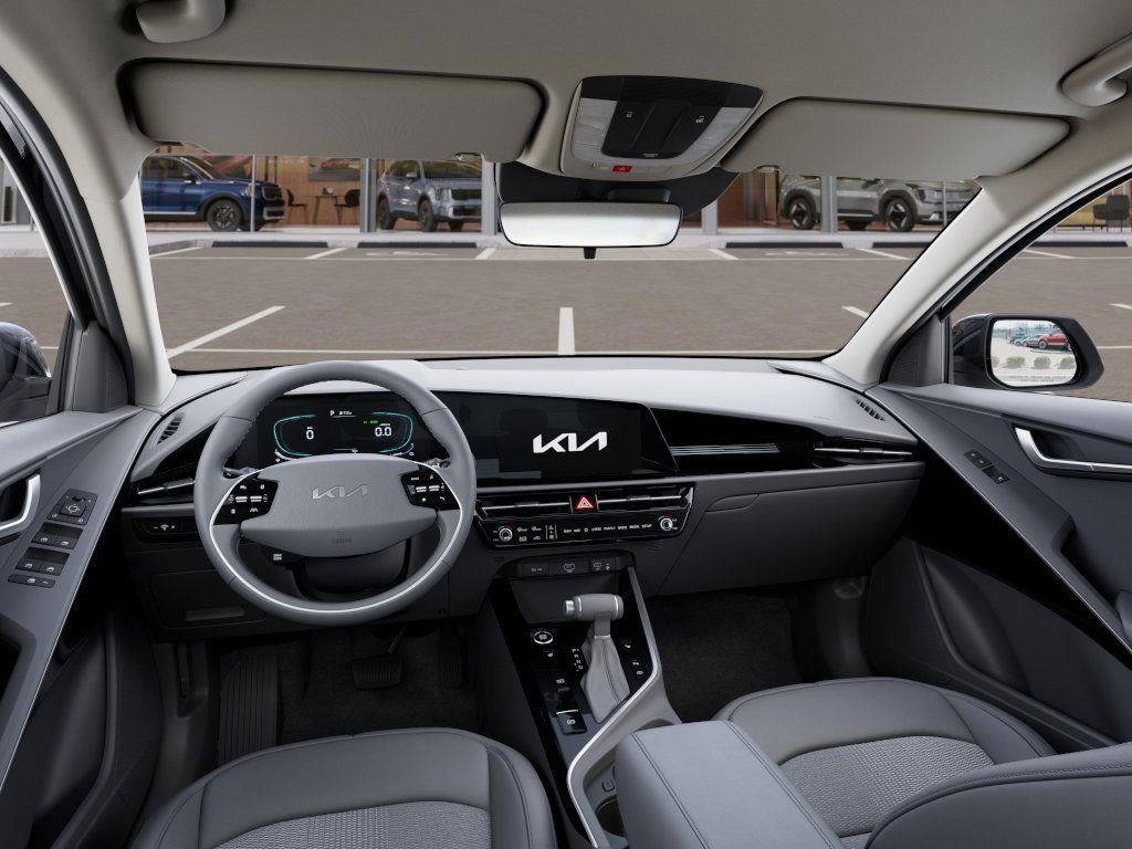 2025 Kia Niro EX Touring photo 13