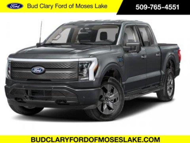 2025 Ford F-150 Lightning Flash's photo