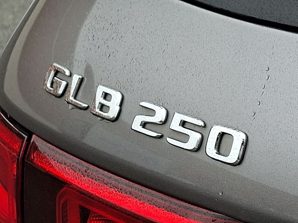 2021 Mercedes Benz GLB 250 4MATIC photo 29