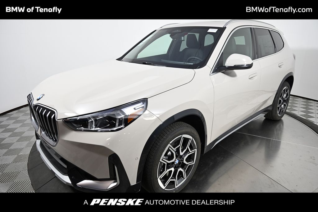 2026 BMW X1 28i's photo