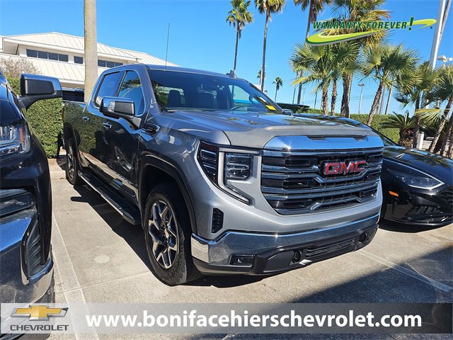 2023 GMC Sierra 1500 SLT's photo