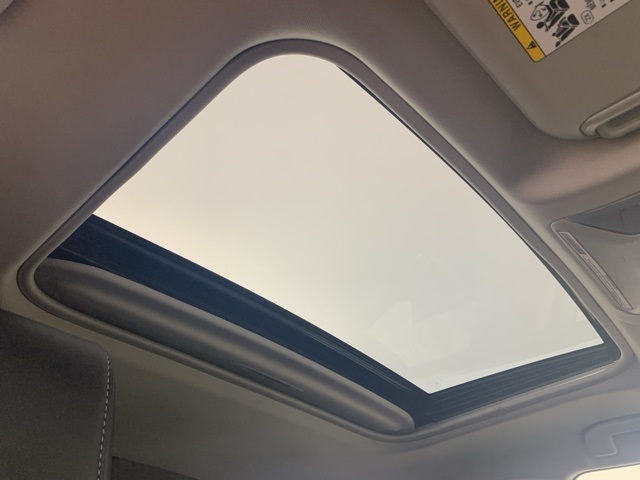 2020 Toyota RAV4 XLE Premium photo 25