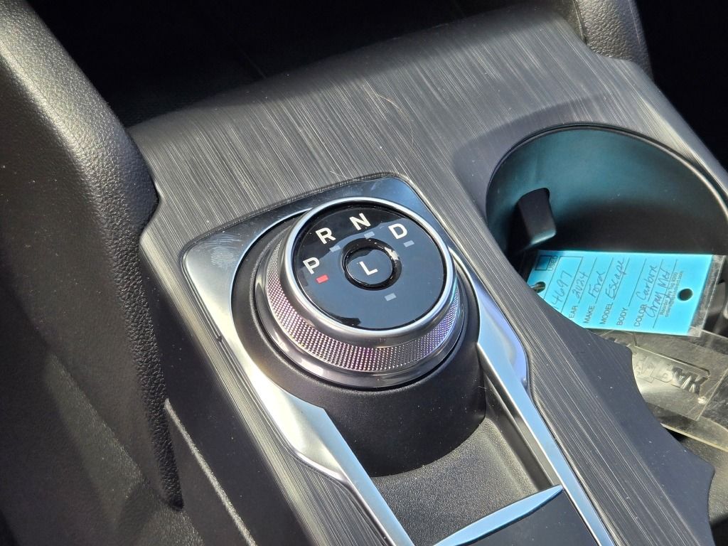2024 Ford Escape Plug-In Hybrid Base photo 27