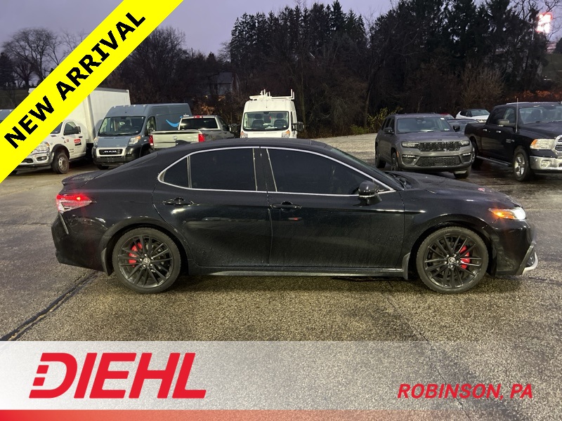 2021 Toyota Camry XSE photo 4