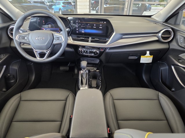 2026 Chevrolet Trax ACTIV photo 8