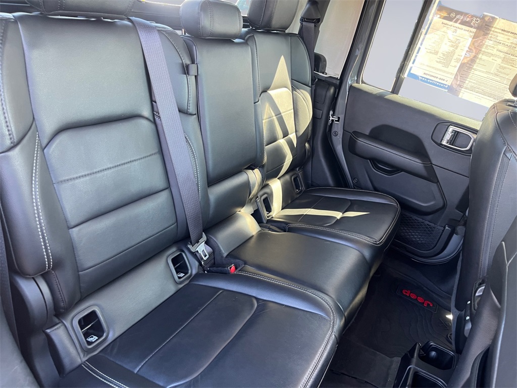2020 Jeep Gladiator Overland photo 18