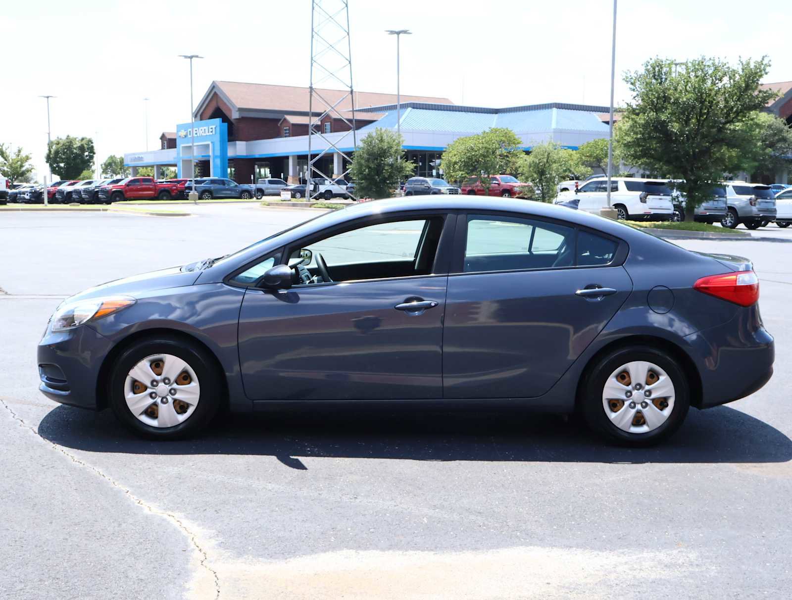 2016 Kia Forte LX photo 23