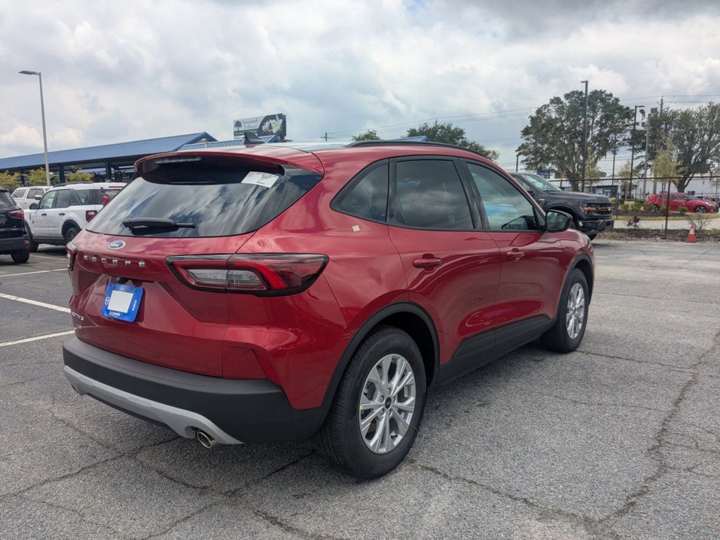 2025 Ford Escape Active photo 4