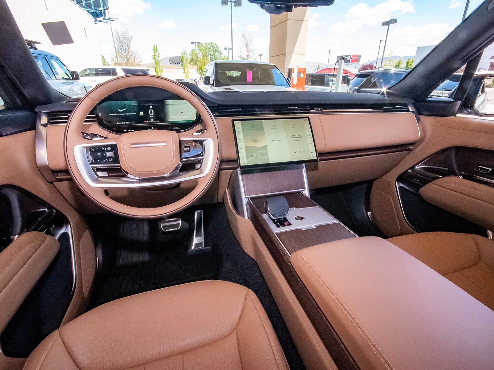 2025 Land Rover Range Rover SE photo 36