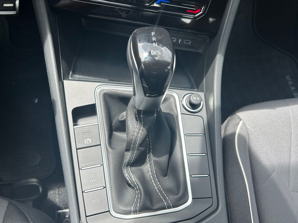 2025 Volkswagen Jetta 1.5T Sport photo 48