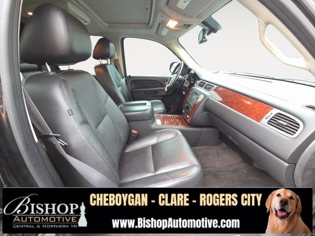 2012 Chevrolet Avalanche LTZ photo 14