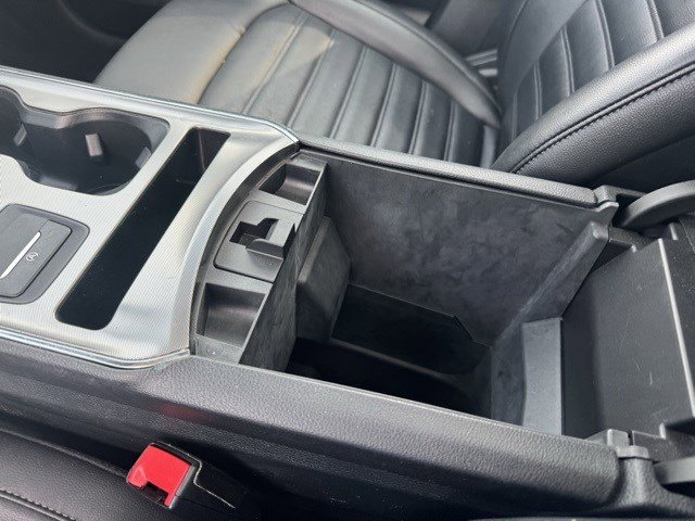2022 Ford Edge SEL photo 24