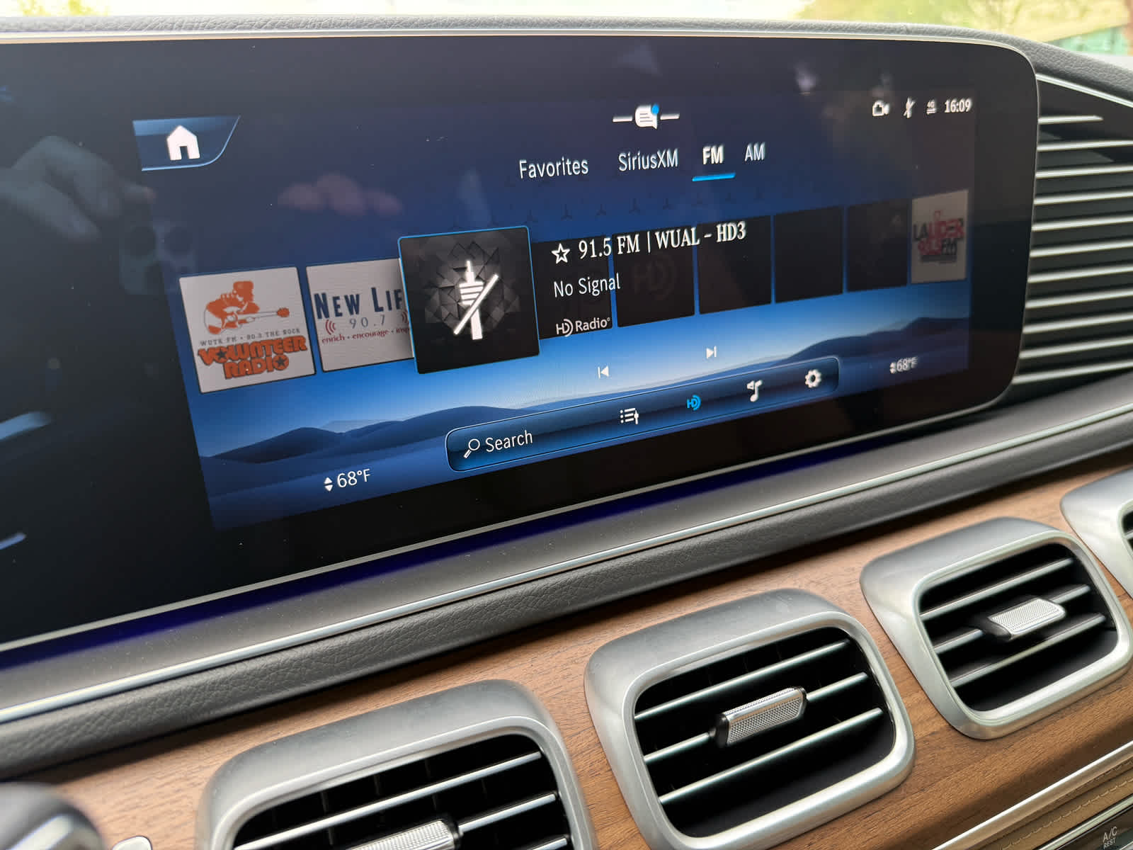 2026 Mercedes Benz GLS 450 4MATIC photo 14