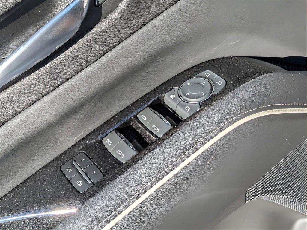 2024 Cadillac Escalade Premium Luxury photo 25