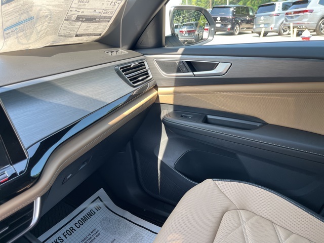 2025 Volkswagen Atlas Cross Sport SE photo 19