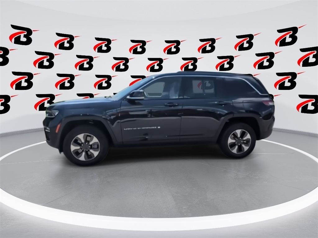 2024 Jeep Cherokee Limited 4xe photo 4