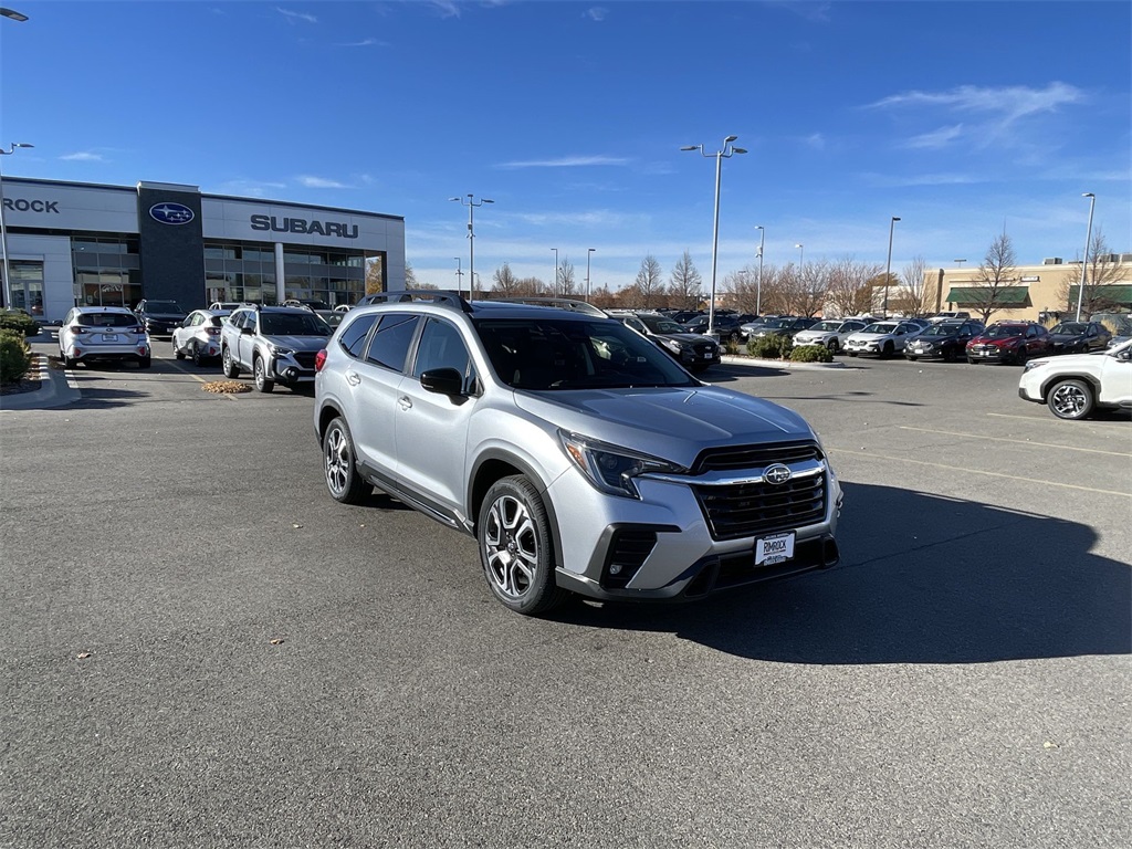 2024 Subaru Ascent Limited photo 2