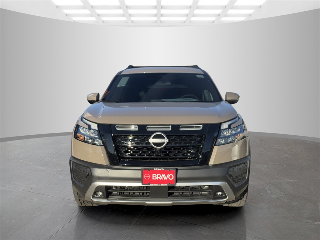 2025 Nissan Pathfinder Rock Creek photo 2