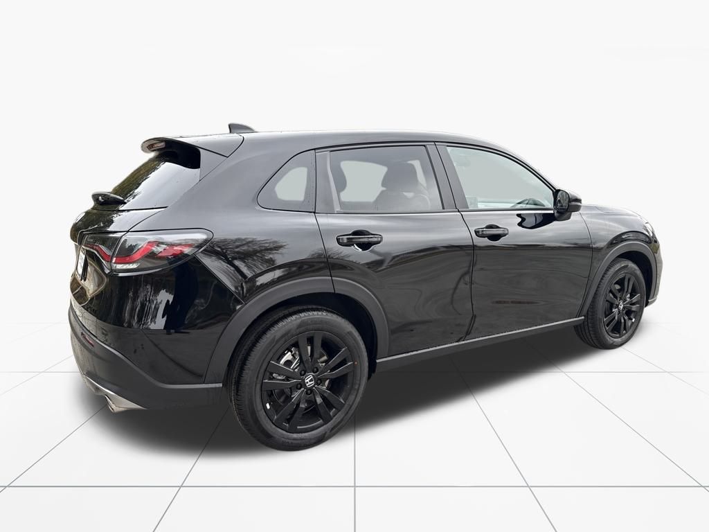 2026 Honda HR-V Sport photo 3