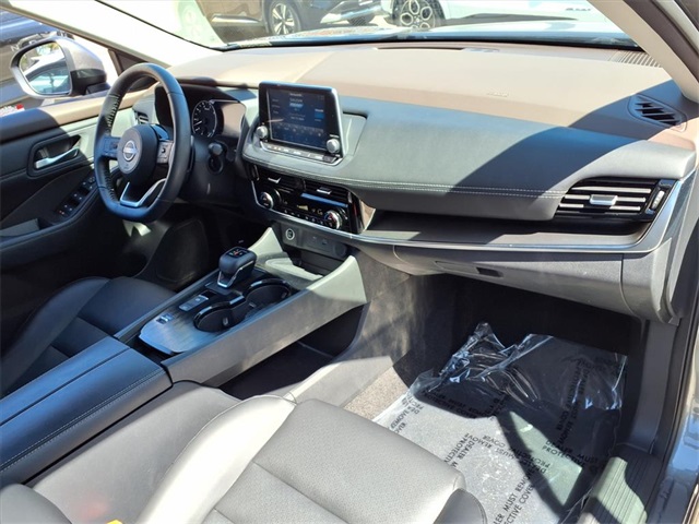 2023 Nissan Rogue SV photo 26