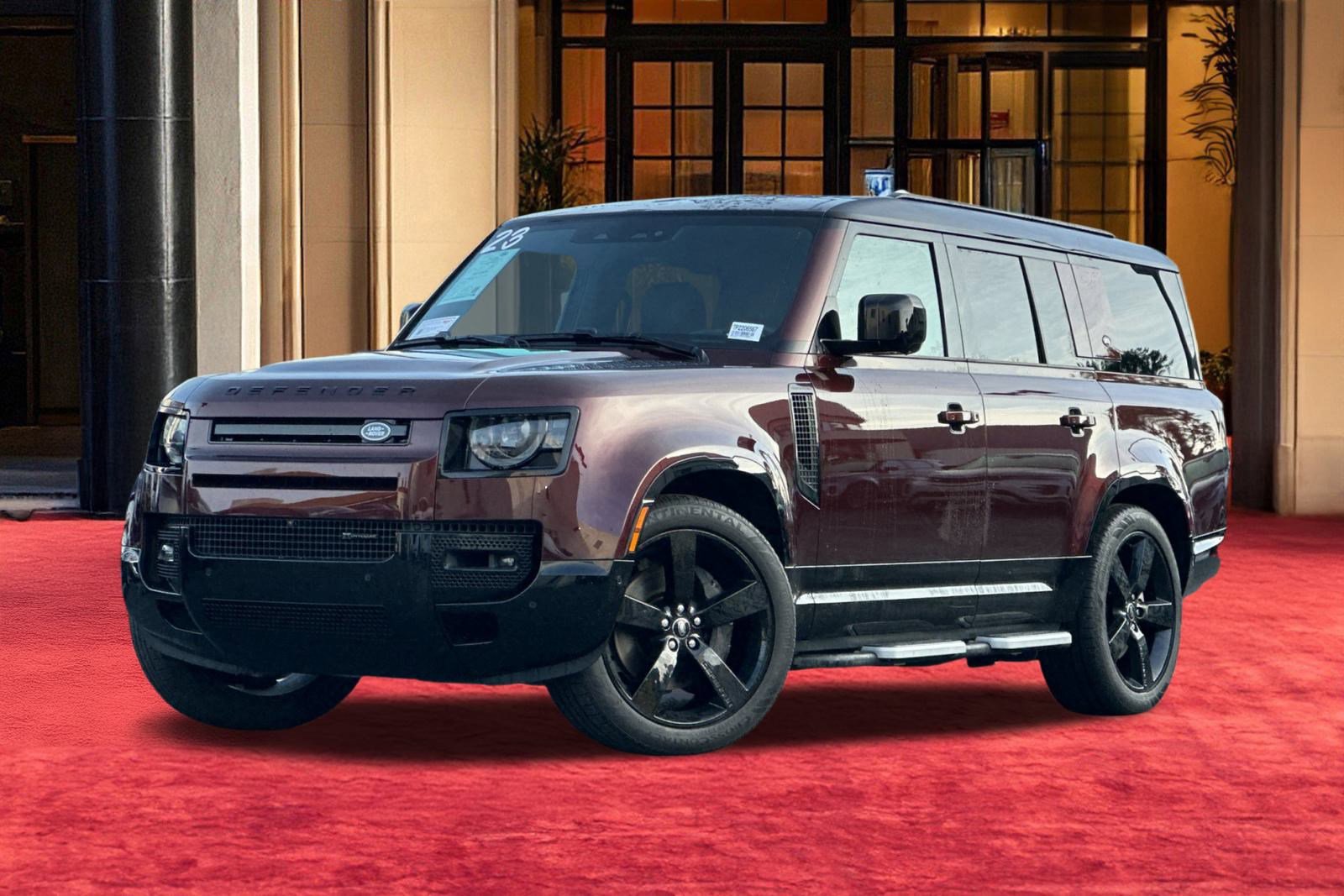 2023 Land Rover Defender X-Dynamic SE's photo