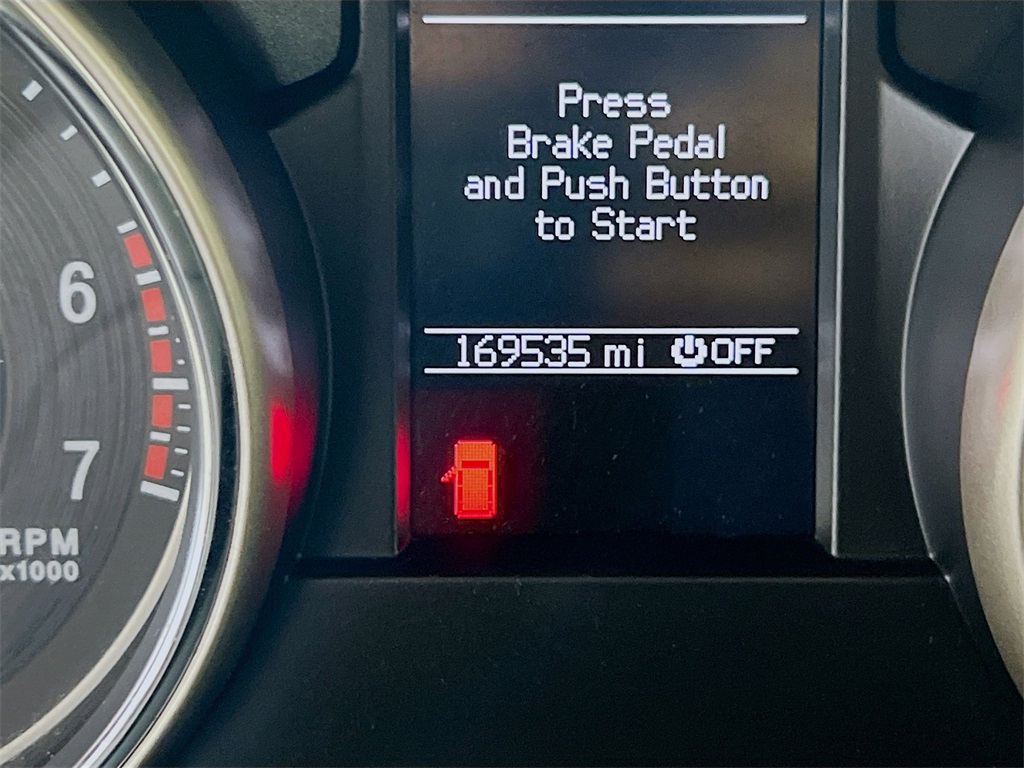 Used 2011 Jeep Grand Cherokee Laredo with VIN 1J4RR4GT8BC523458 for sale in Pasco, WA