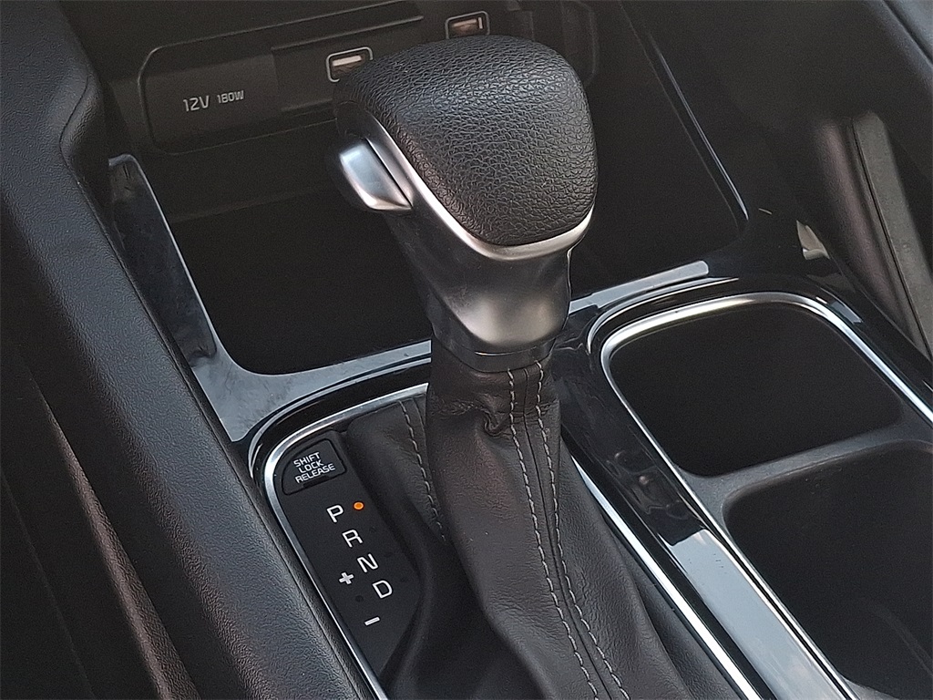 2022 Kia Telluride LX photo 20