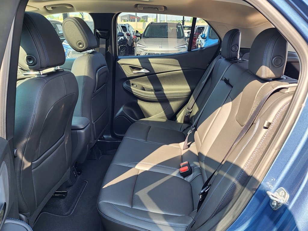 2026 Buick Encore GX Sport Touring photo 35