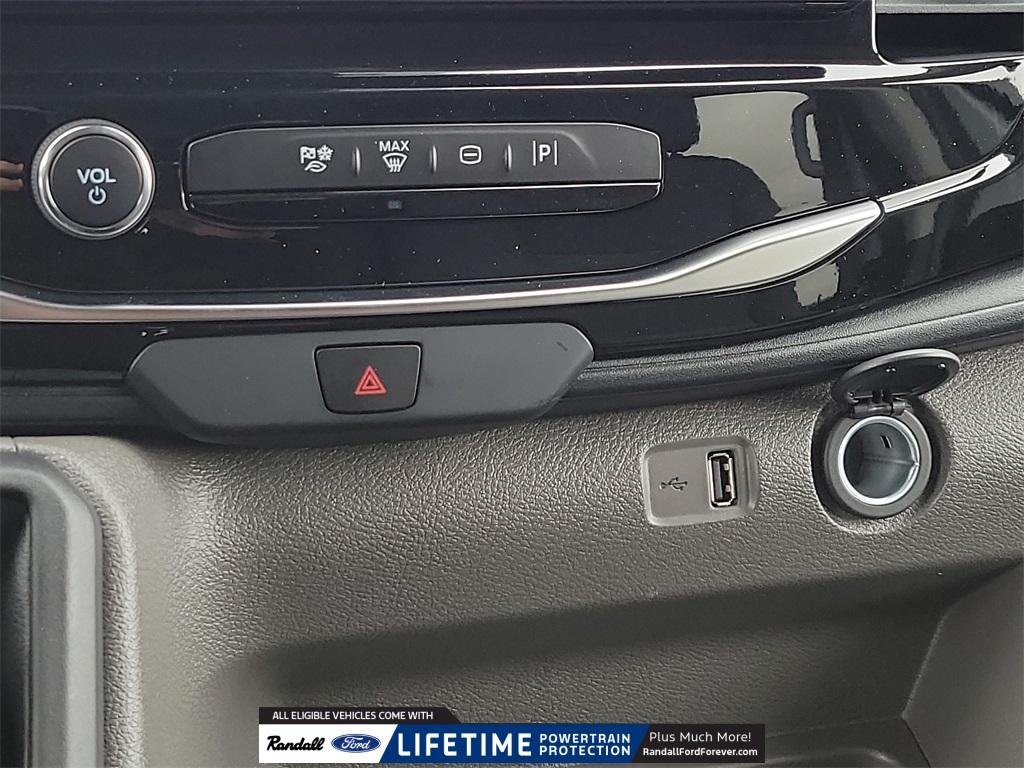 New 2024 Oxford White Ford Passenger Van XLT image 15