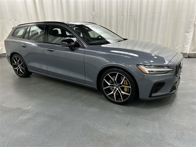 2024 Volvo V60 Polestar's photo