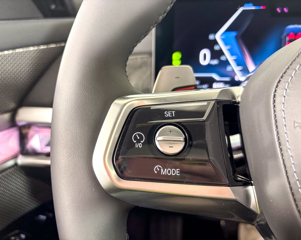 2025 Bmw 750e 750e xDrive photo 32