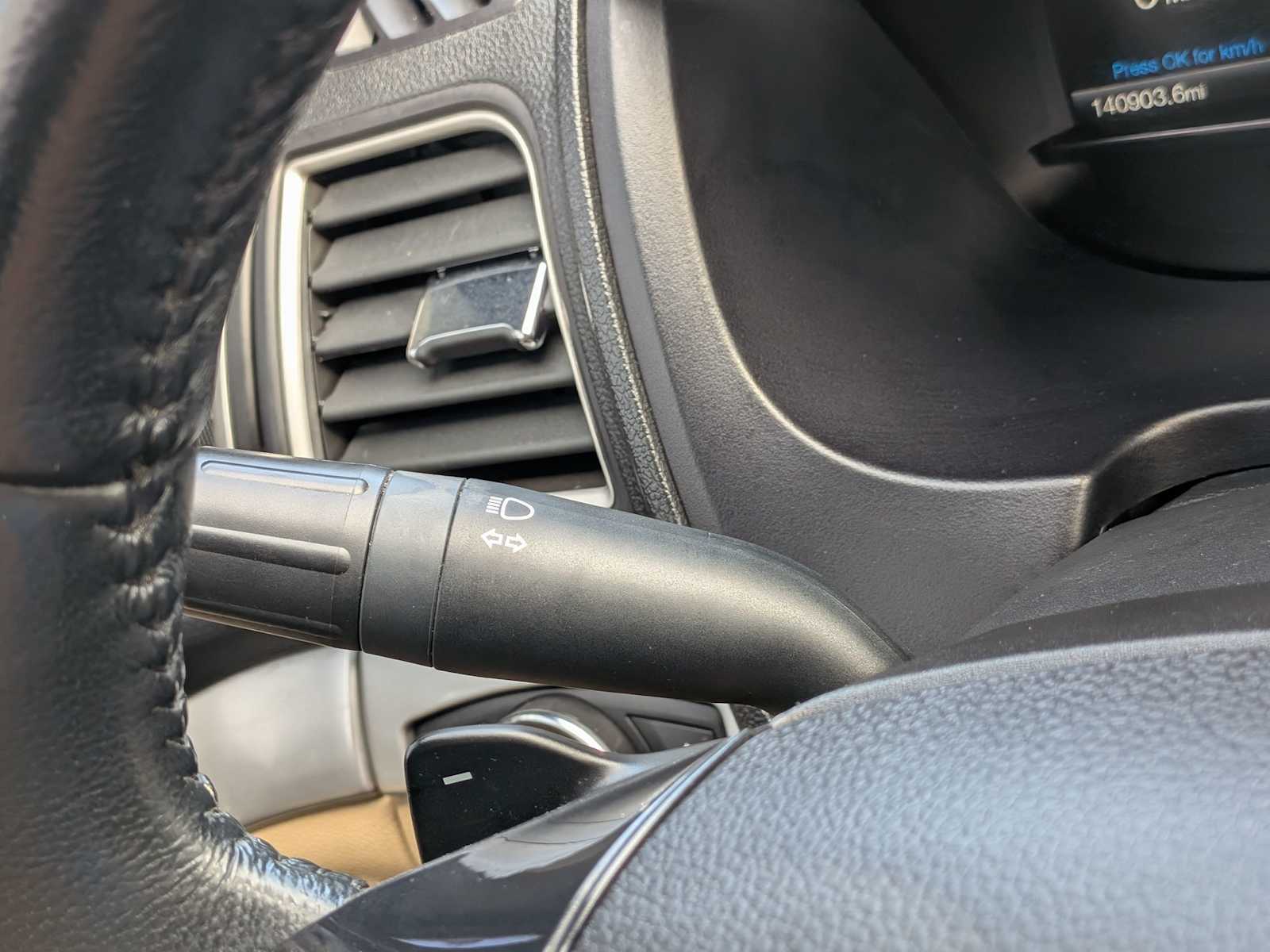 2017 Ford Explorer XLT photo 27