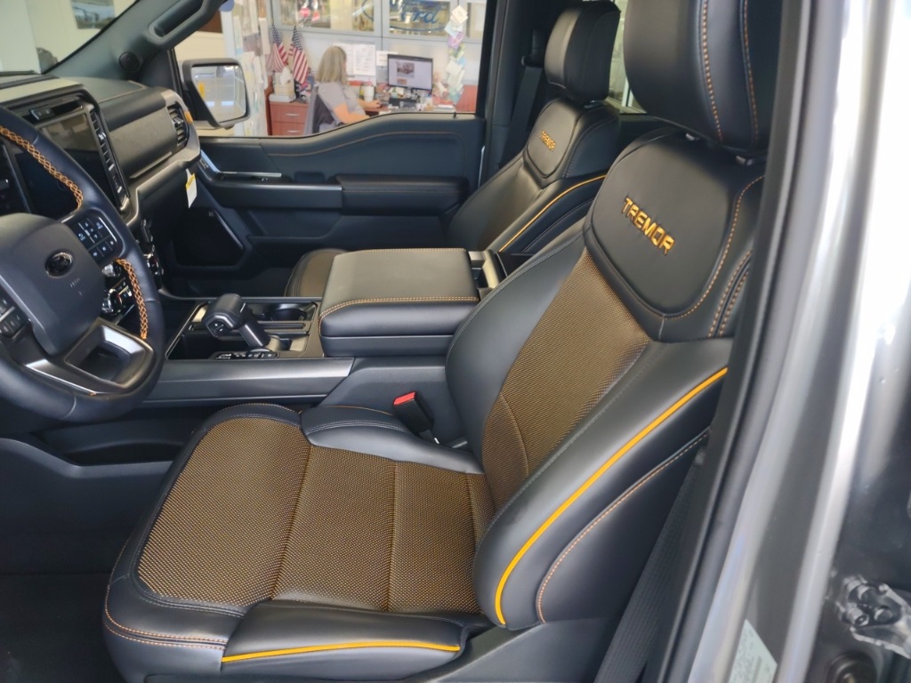 2025 Ford F-150 Tremor photo 7