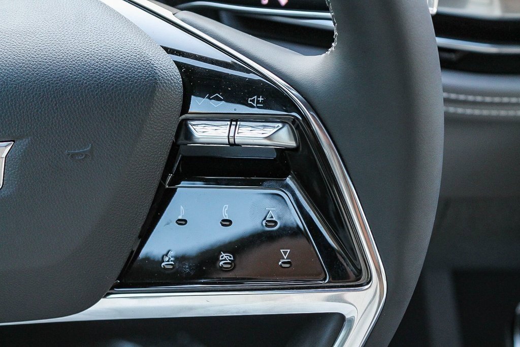 2025 Cadillac Escalade IQ Luxury photo 14